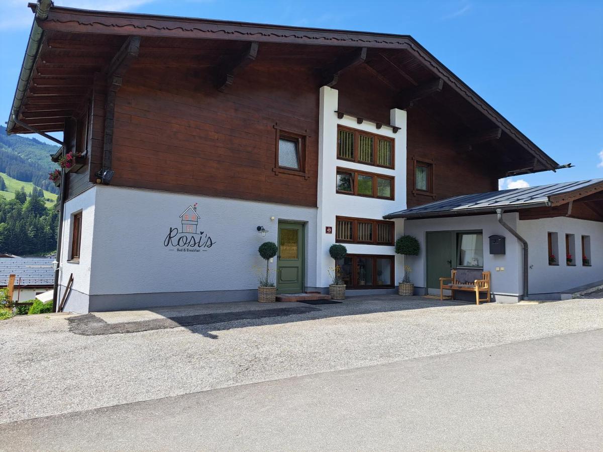 Rosi'S Hotel Maria Alm am Steinernen Meer Bagian luar foto